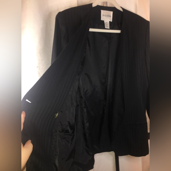 Sweetbriar | Women’s Black Pin Stripe Pattern Blazer Jacket - Picture 9 of 12